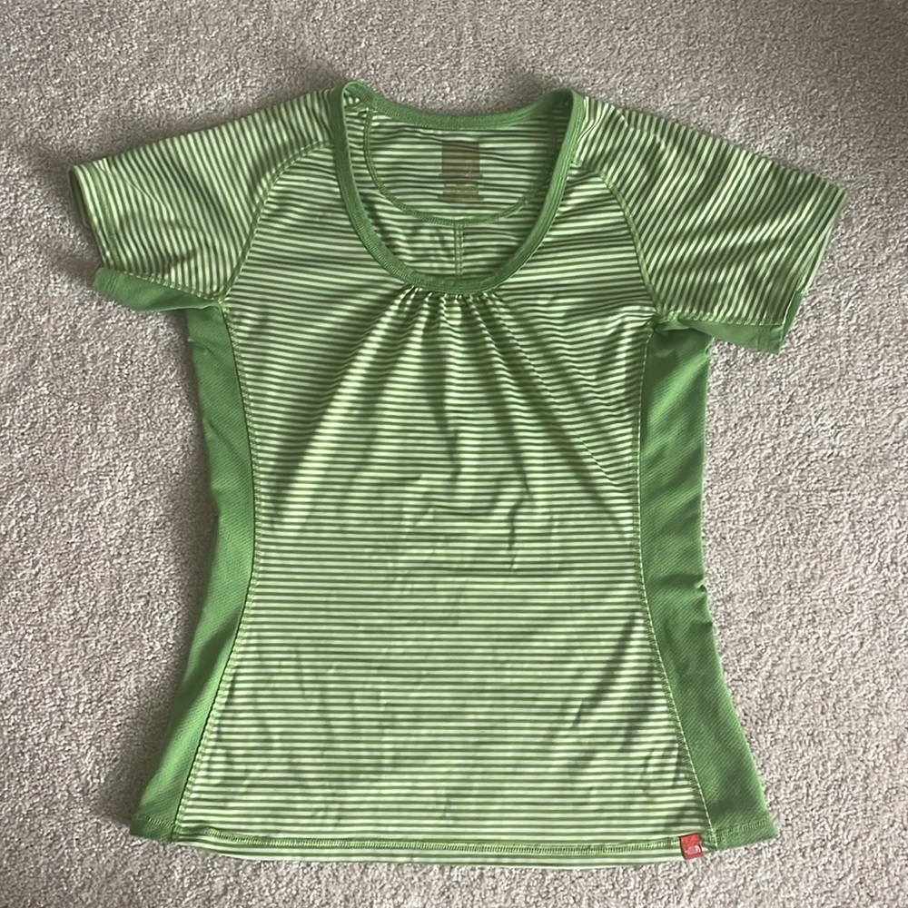 North Face Green Stripped Short Sleeve Vapor Wick Shirt